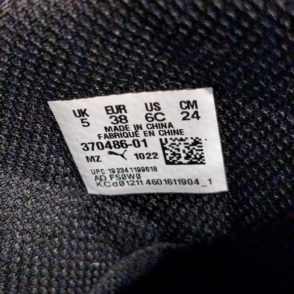 Puma shoes - Picture 5 of 5